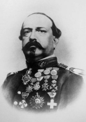 12 José António Marques